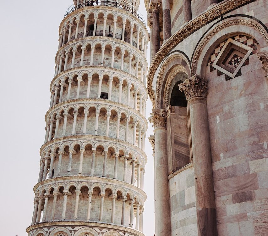 canada buy property Italy