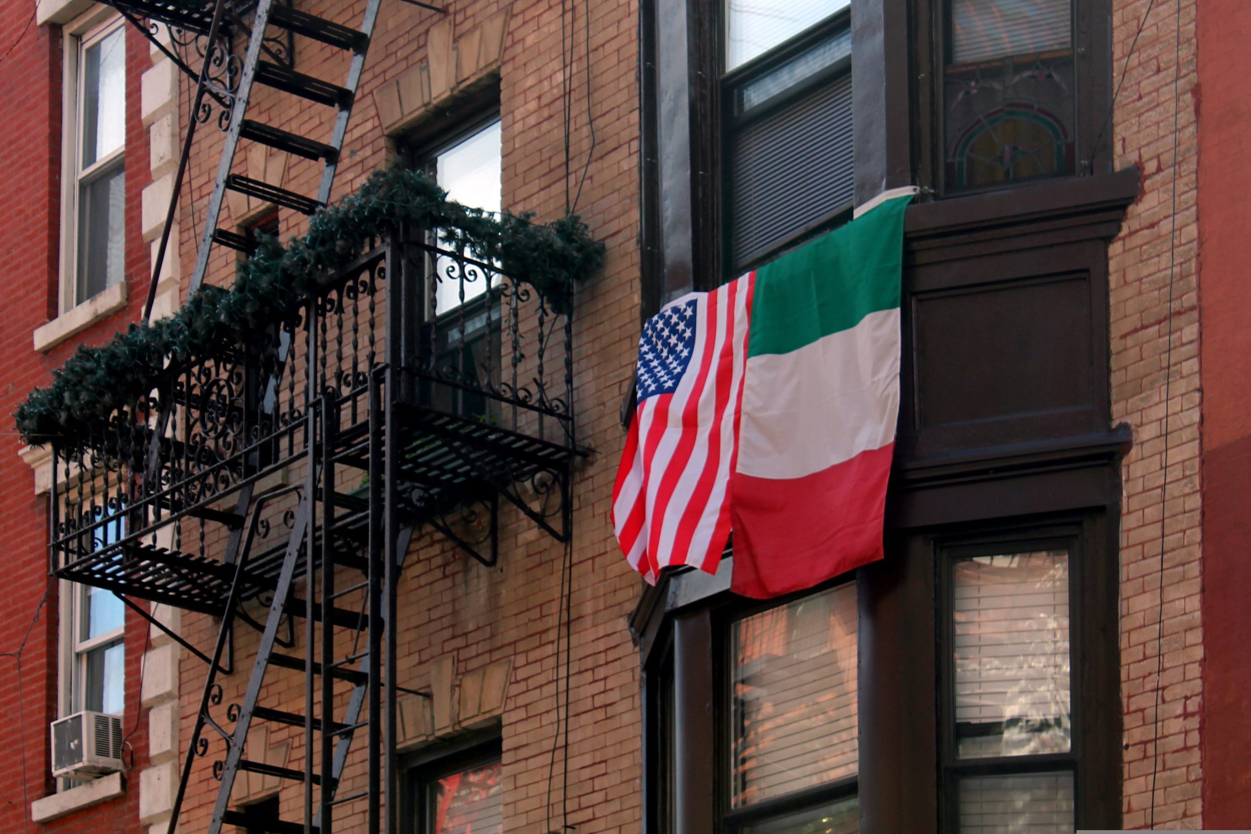 Italian lawyer for American retirees